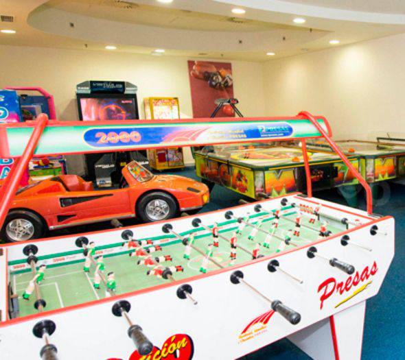 'play in' recreational zone Holiday Riwo  Benalmádena